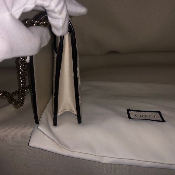 SOLD ♥ Authentic Gucci off-white GUCCI chain bag - Picture 7 of 9